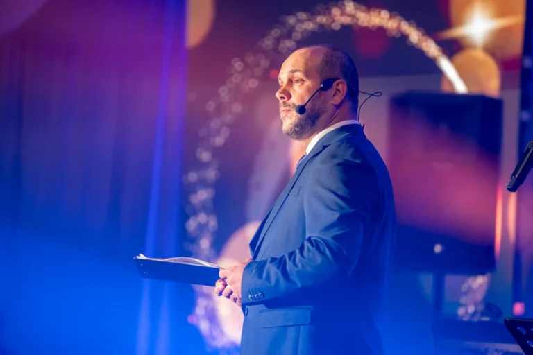 Говорител
